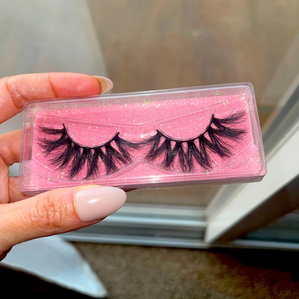 2/$10 BUNDLE! NEW Luxury High Drama False Lashes